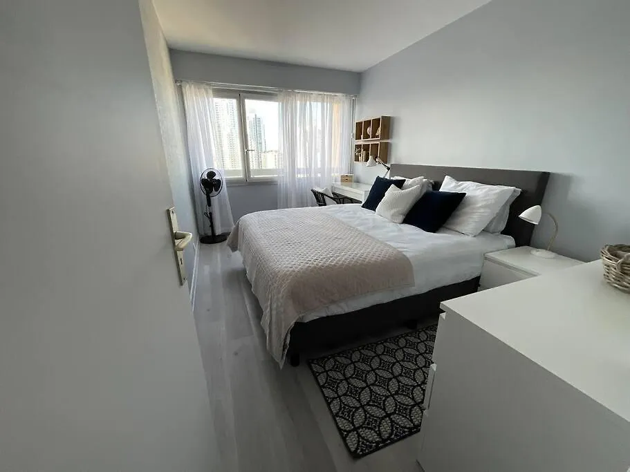 Appartement Chic Parisian Sacre Coeur Views France
