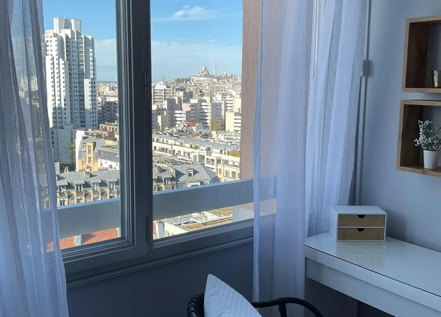 Appartement Chic Parisian Sacre Coeur Views