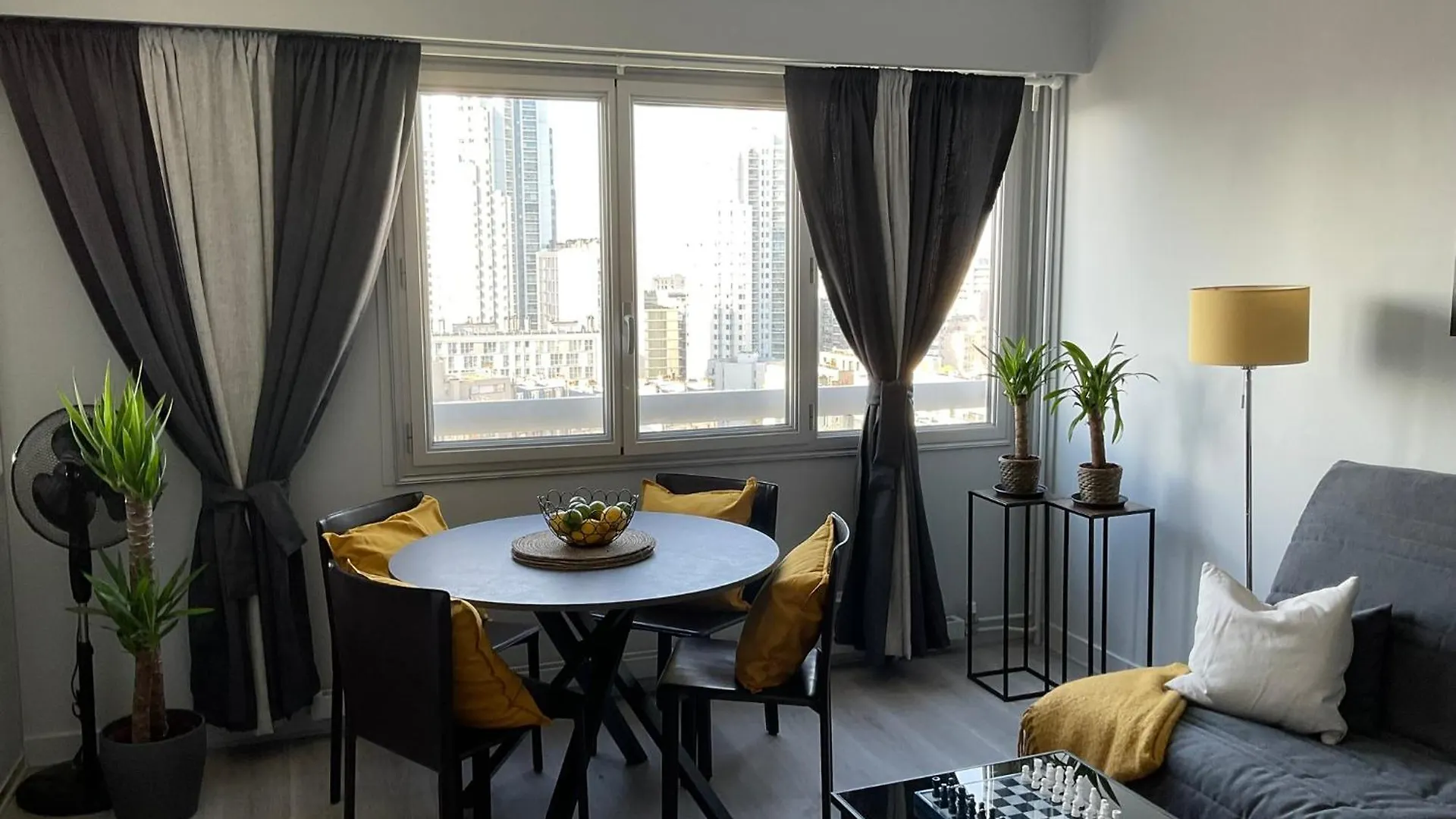 Appartement Chic Parisian Sacre Coeur Views